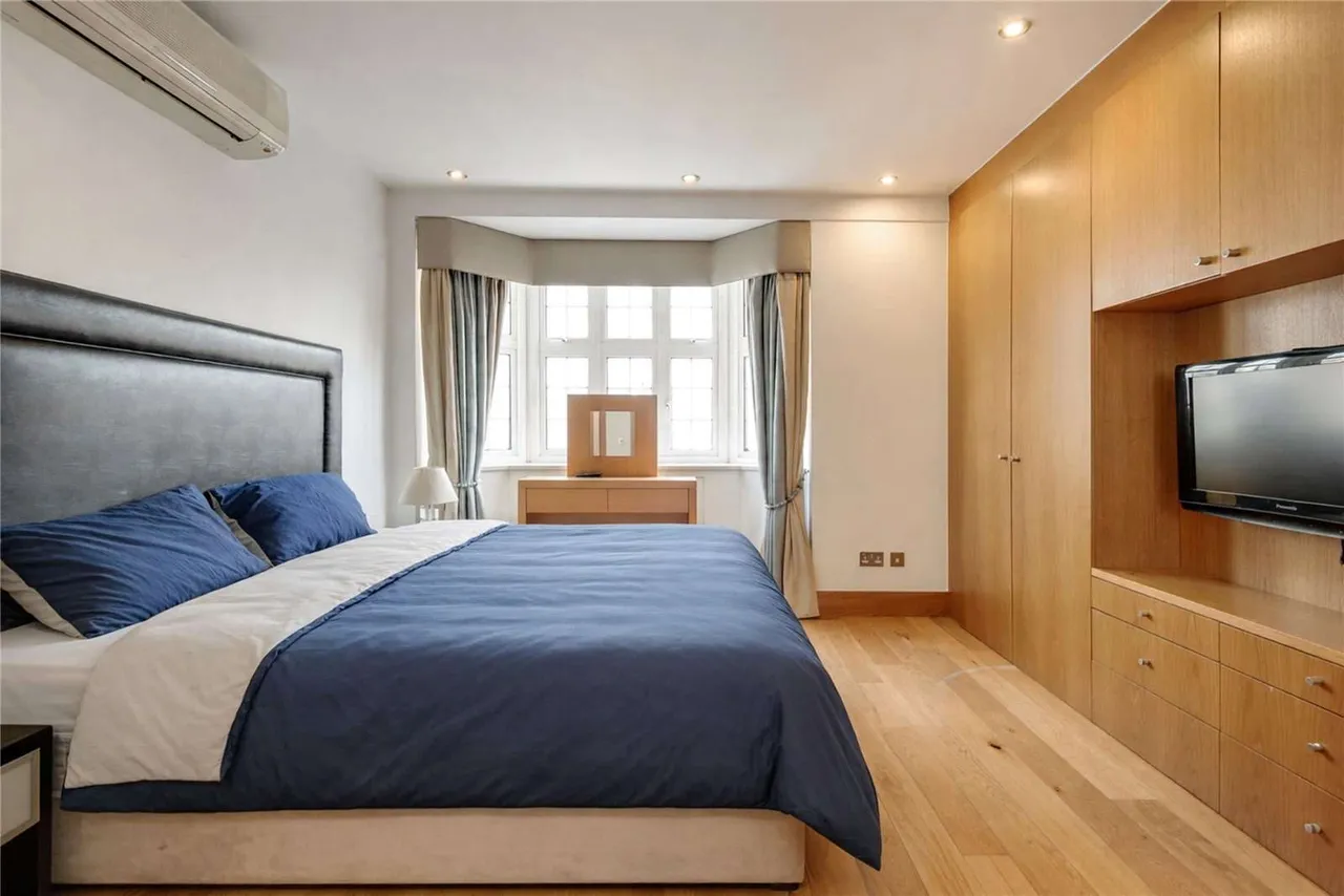 Brompton Road, London, SW3 1ES, photo 6