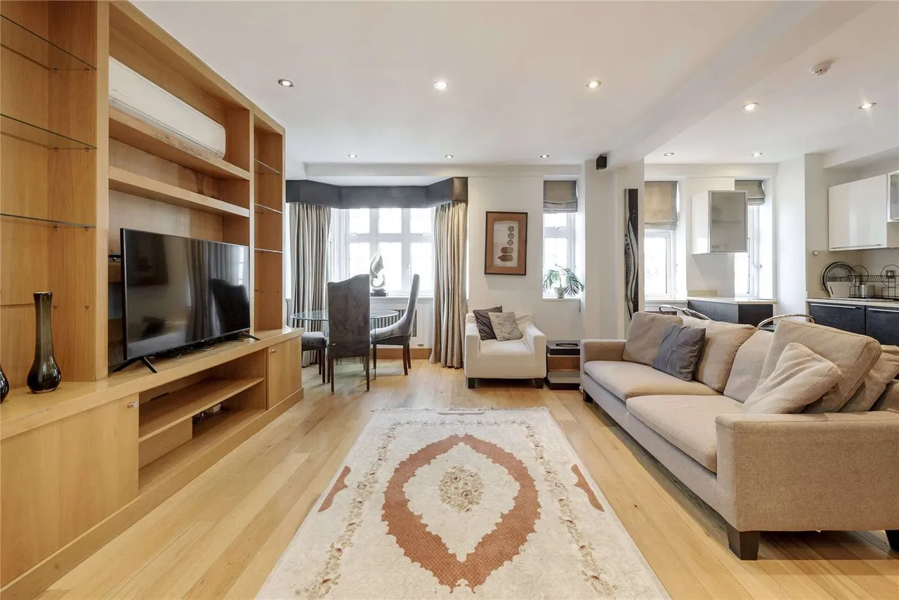 2 bed flat for sale — Brompton Road, London, SW3 1ES