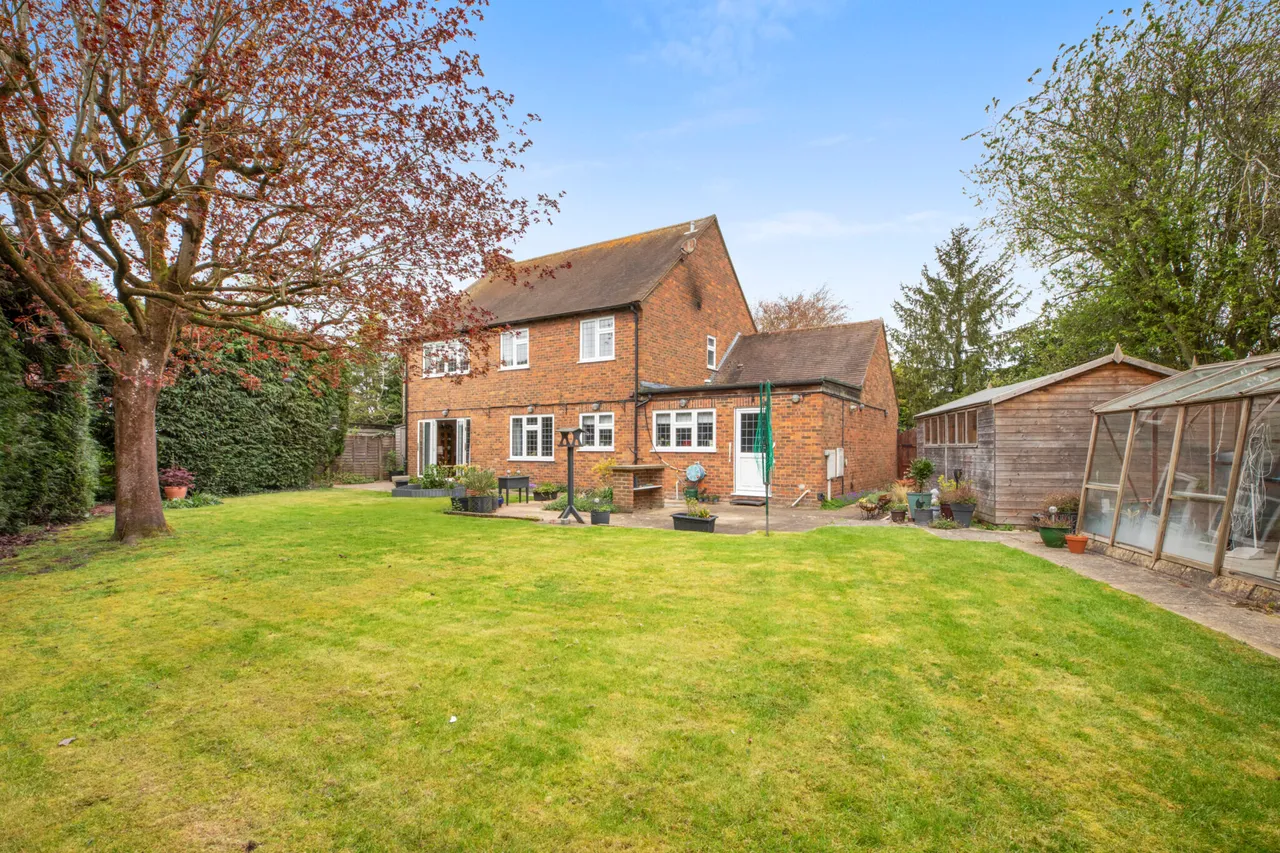 Yew Tree Close, Stoke Mandeville, HP22, photo 4