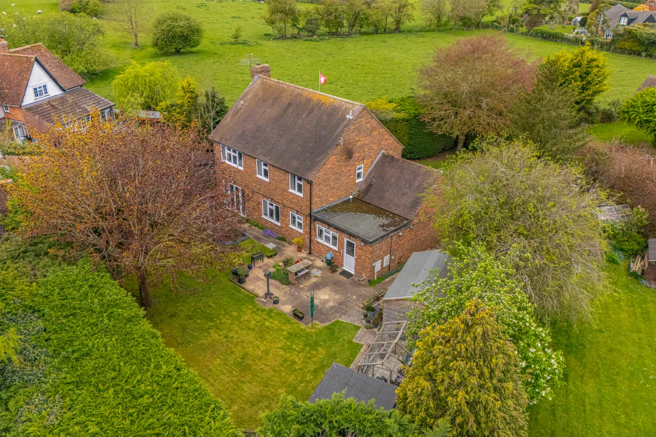 Yew Tree Close, Stoke Mandeville, HP22, photo 19