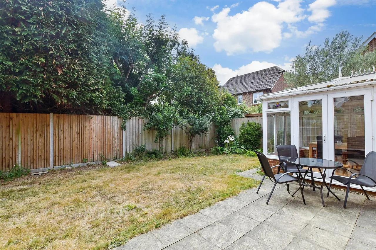 Carmans Close, Loose, ME15, photo 6