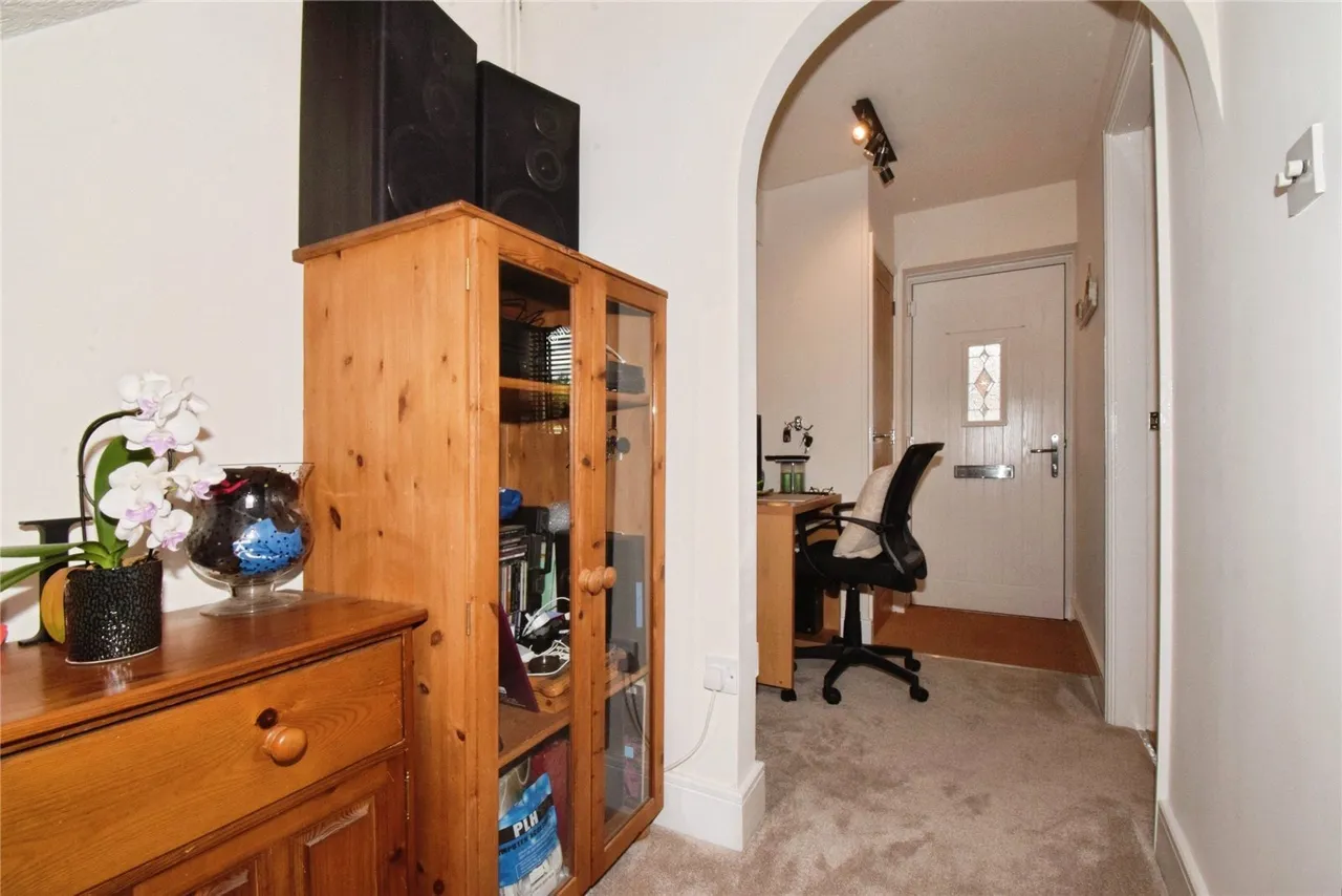 Mablowe Field, Wigston, LE18, photo 13