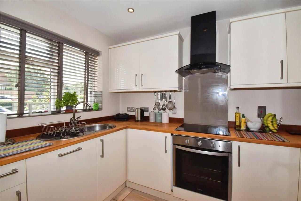 Mablowe Field, Wigston, LE18, photo 16
