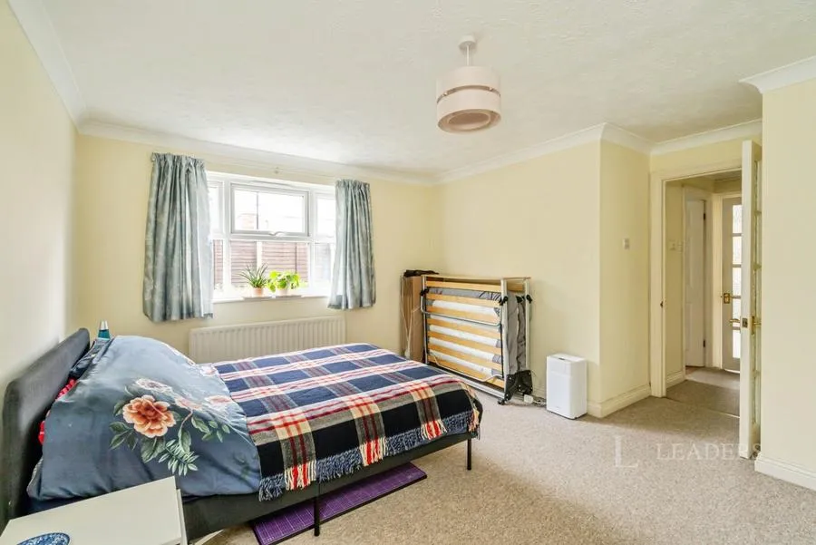 Parchment Street, Chichester, PO19, photo 9