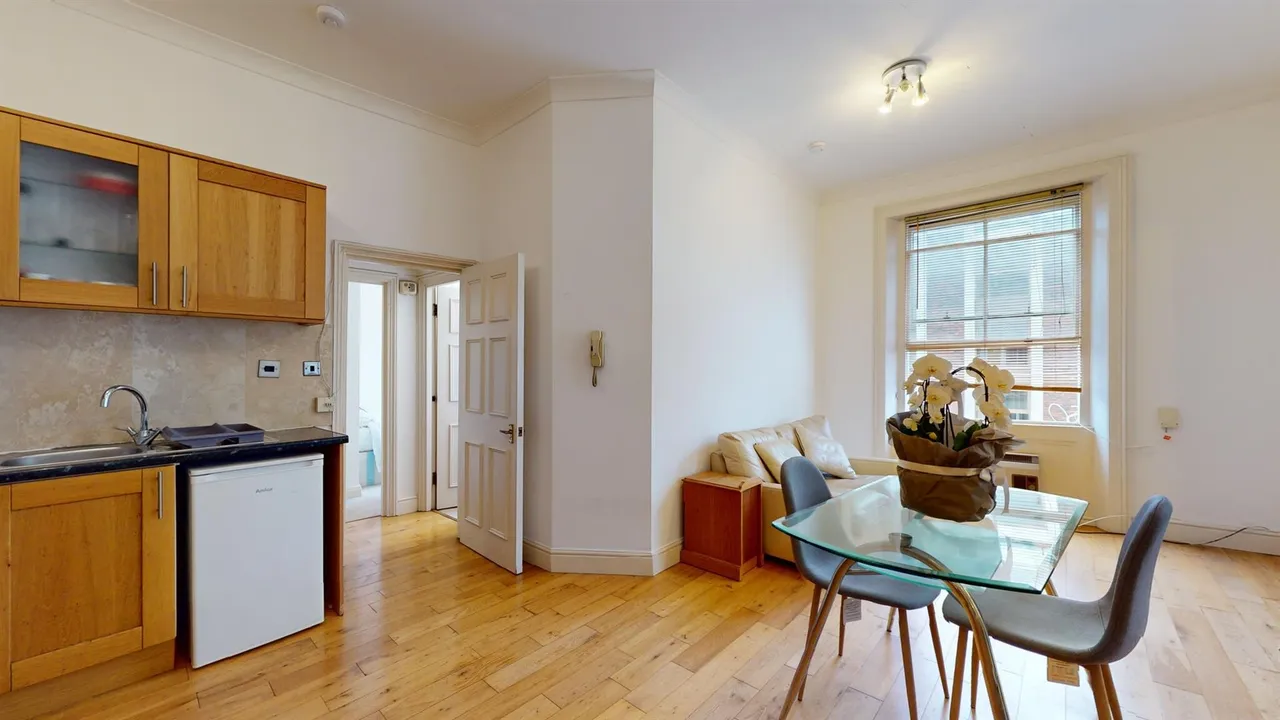 Hogarth Road, Earls Court, SW5, photo 2