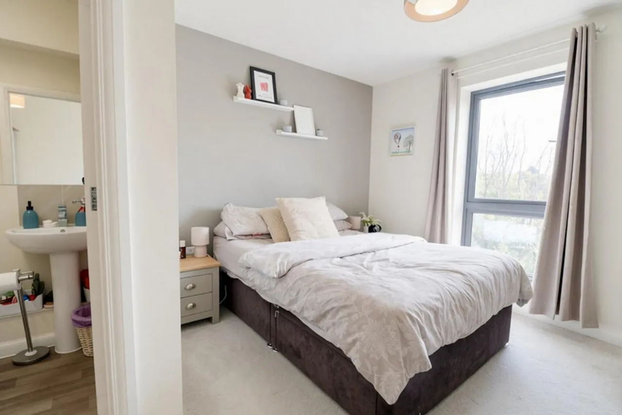 Blackthorn Drive, Harlow, CM17, photo 12
