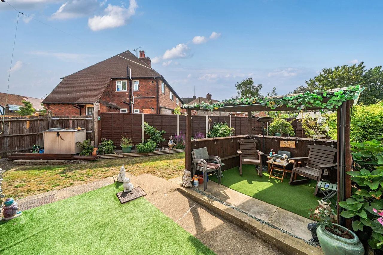 Middle Park Avenue, SE9, photo 7