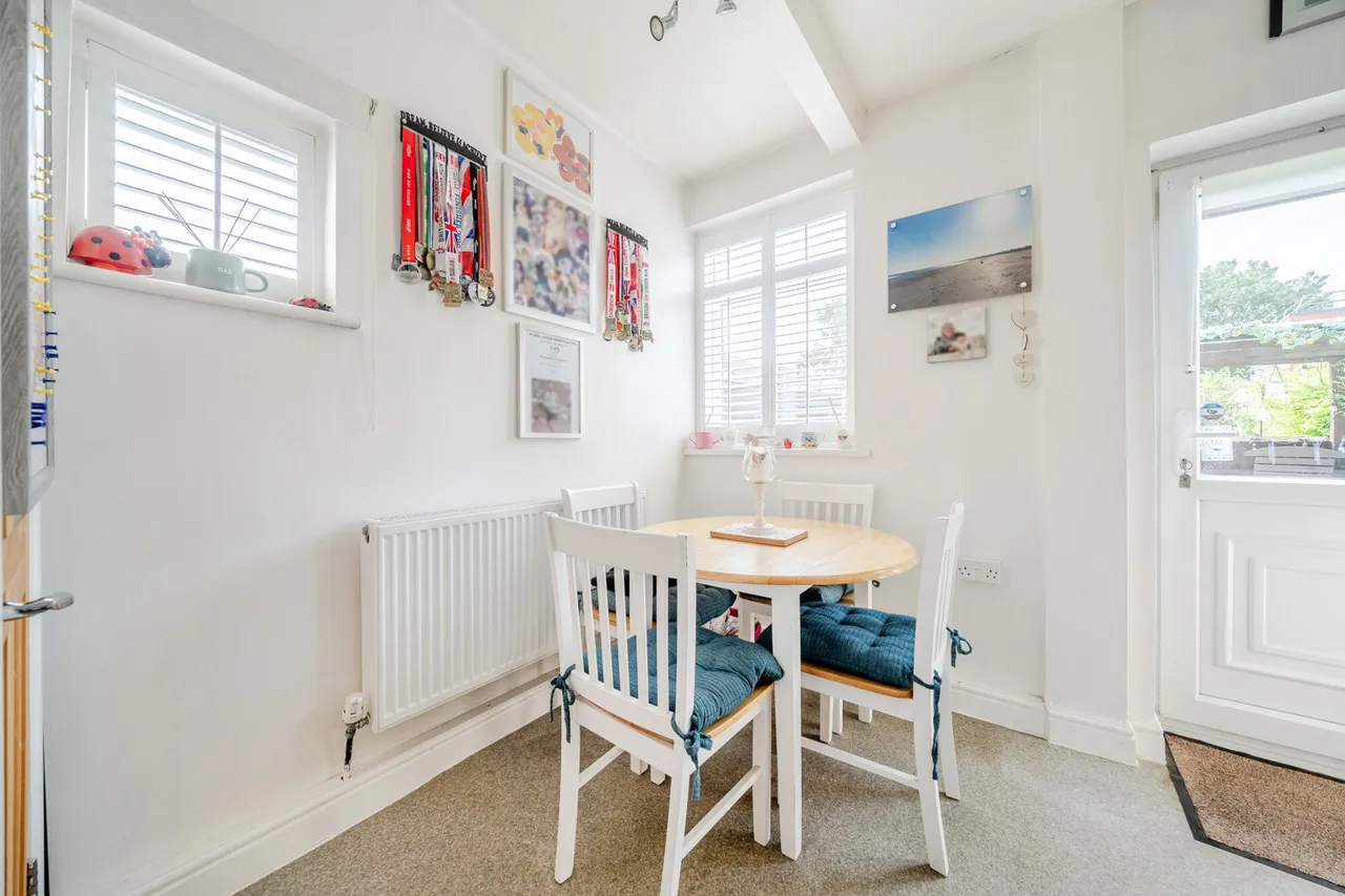 Middle Park Avenue, SE9, photo 11