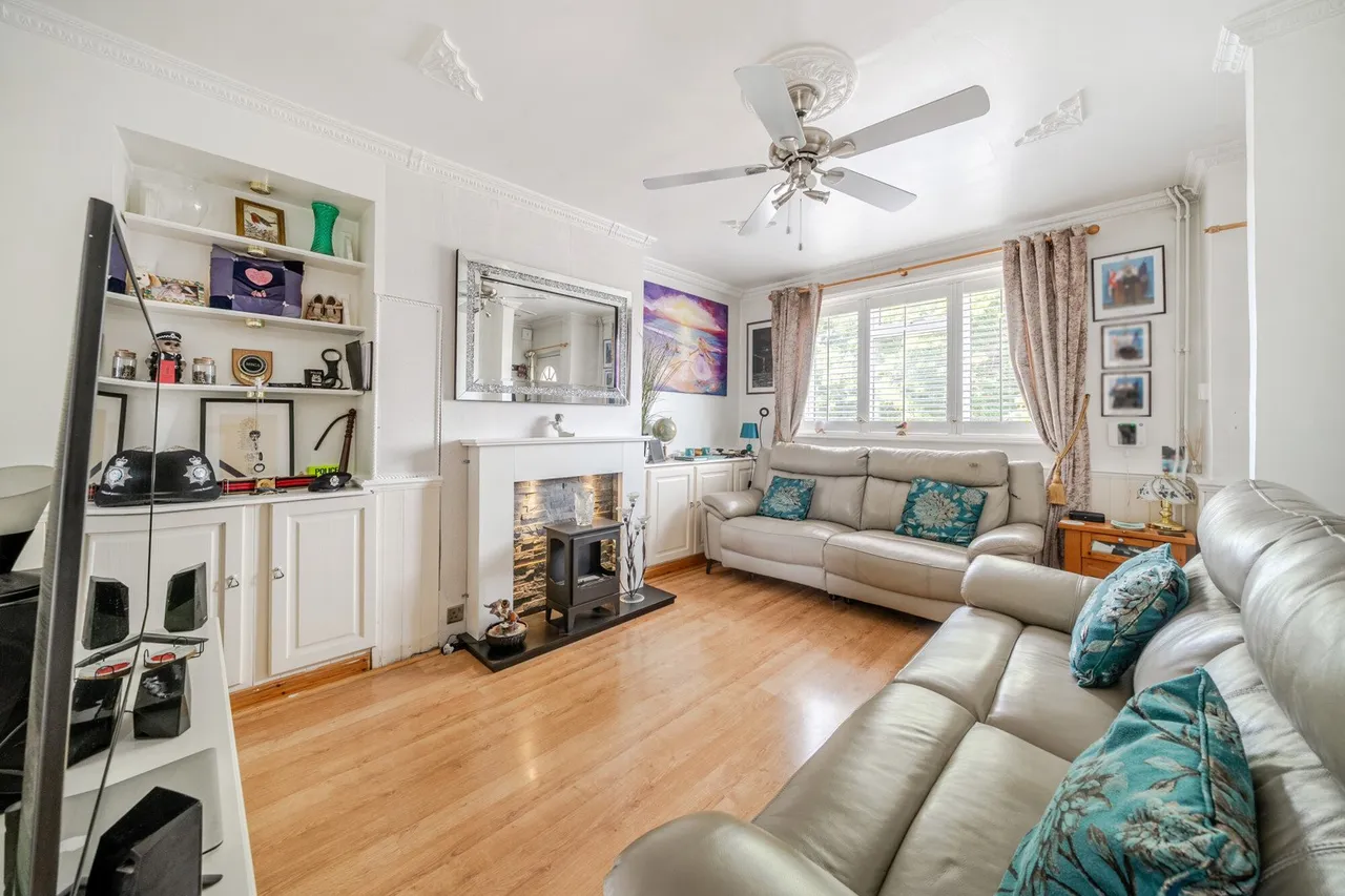 Middle Park Avenue, SE9, photo 13