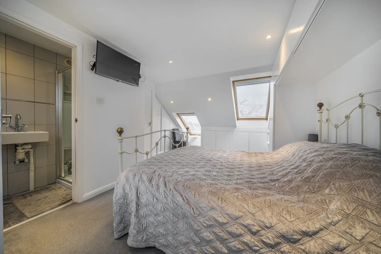 Bexley Lane, DA14, photo 14