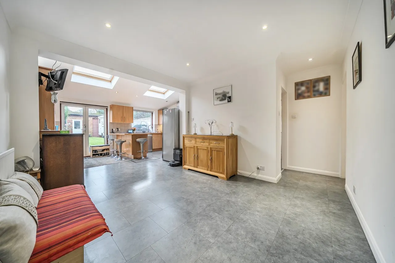 Bexley Lane, DA14, photo 16