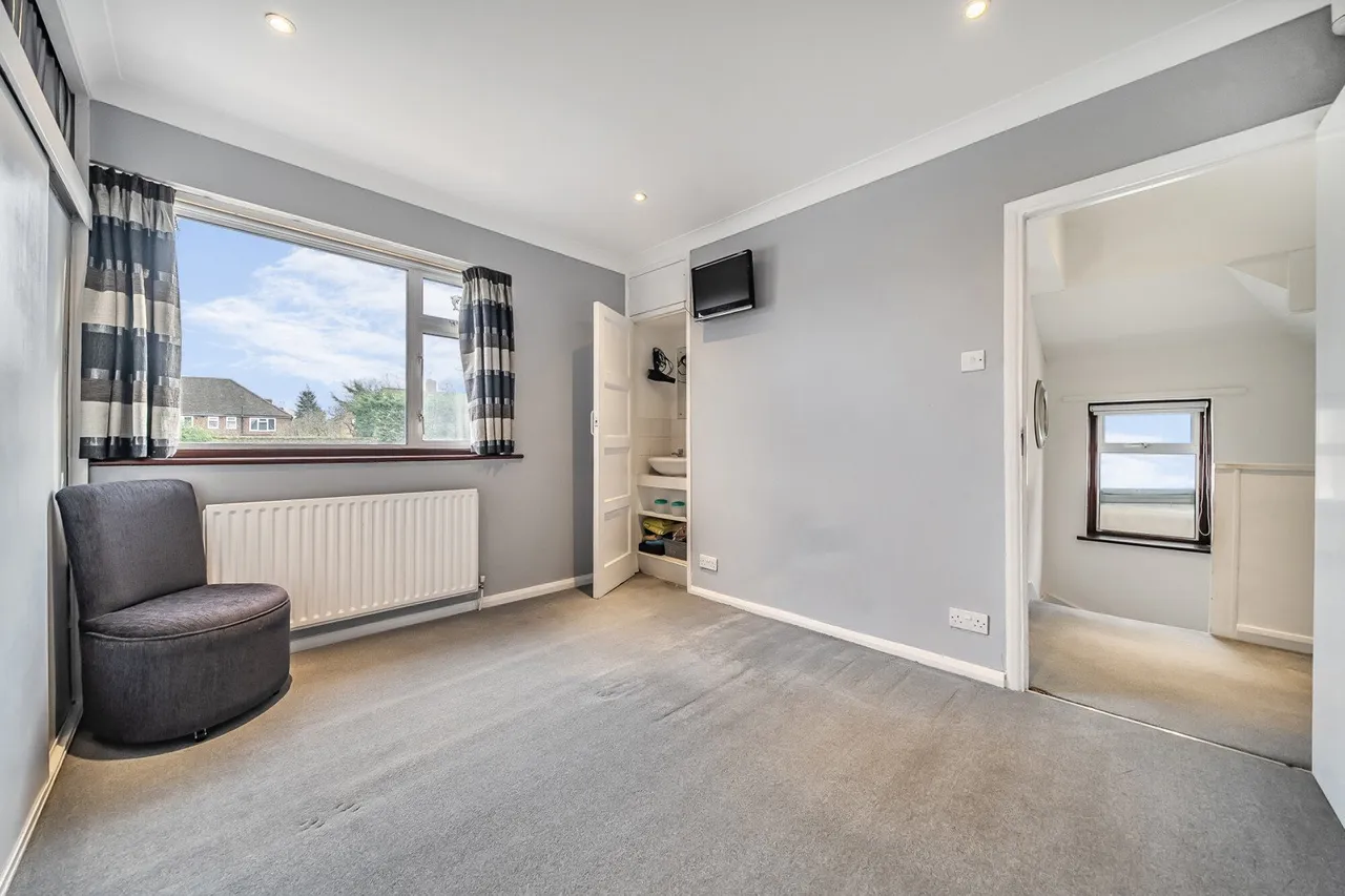 Bexley Lane, DA14, photo 4
