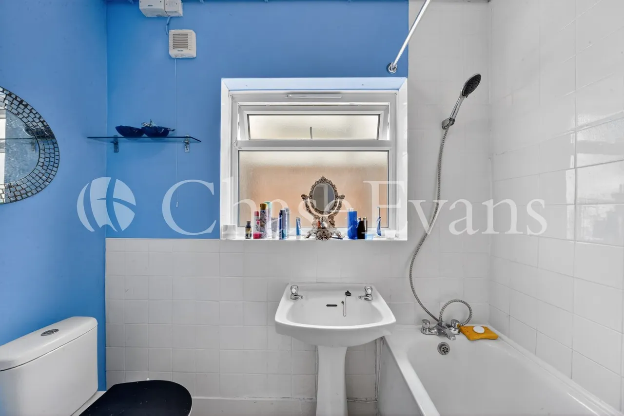 Silverland Street, Newham, London, E16, photo 8