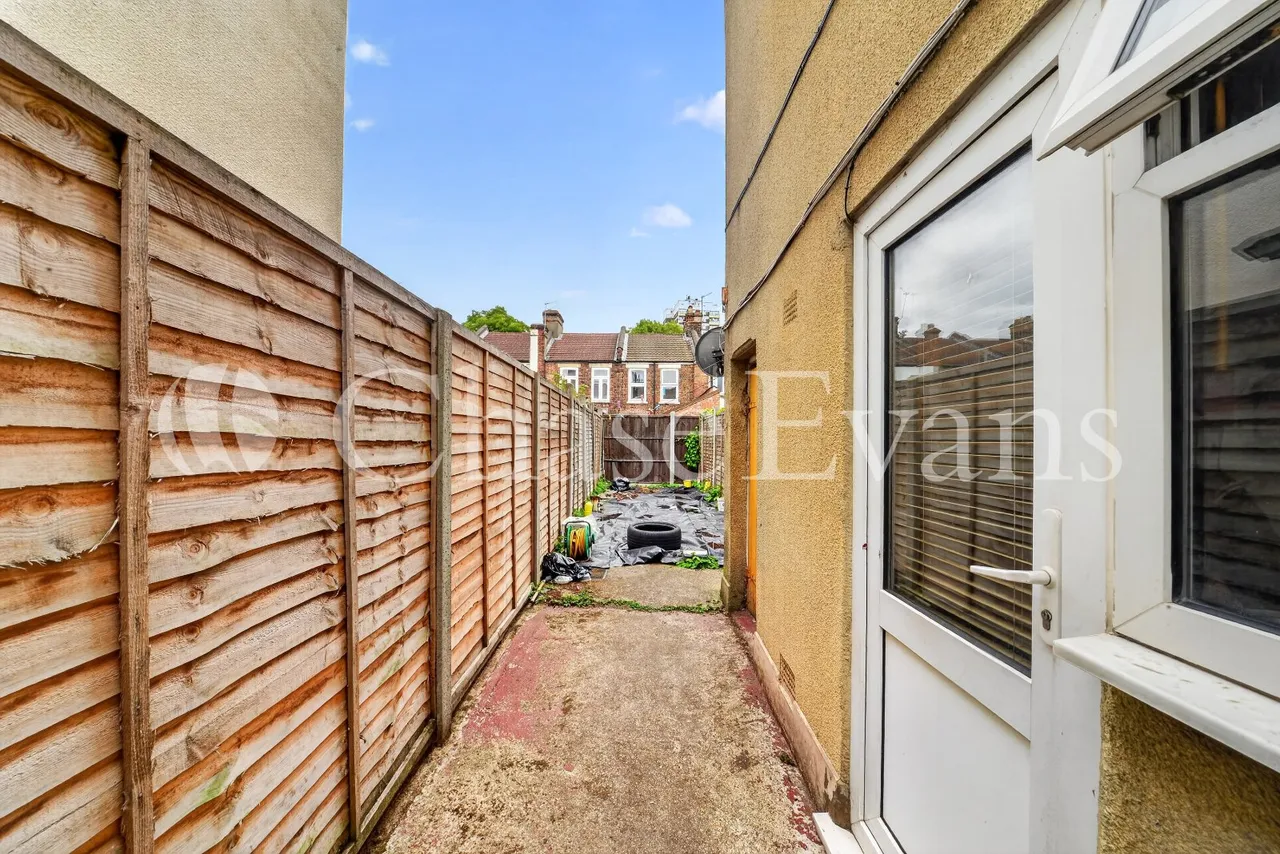 Silverland Street, Newham, London, E16, photo 9