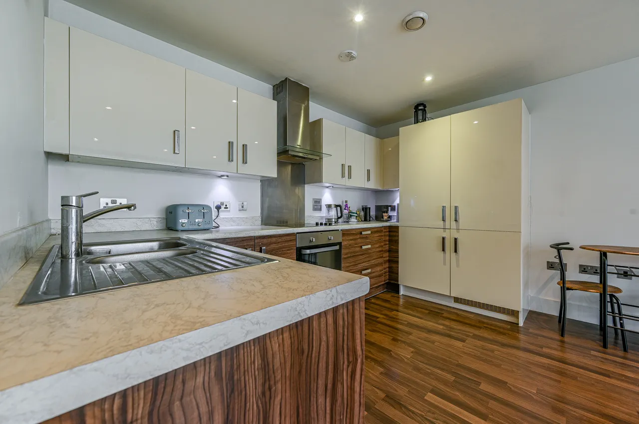 Flat 16, 9 Hazel Lane, London, photo 3
