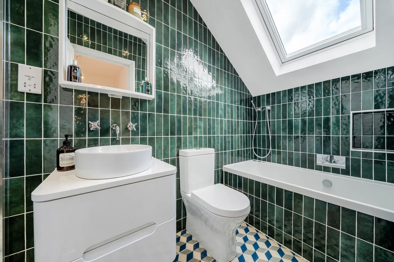 Oaklands Road, DA6, photo 7