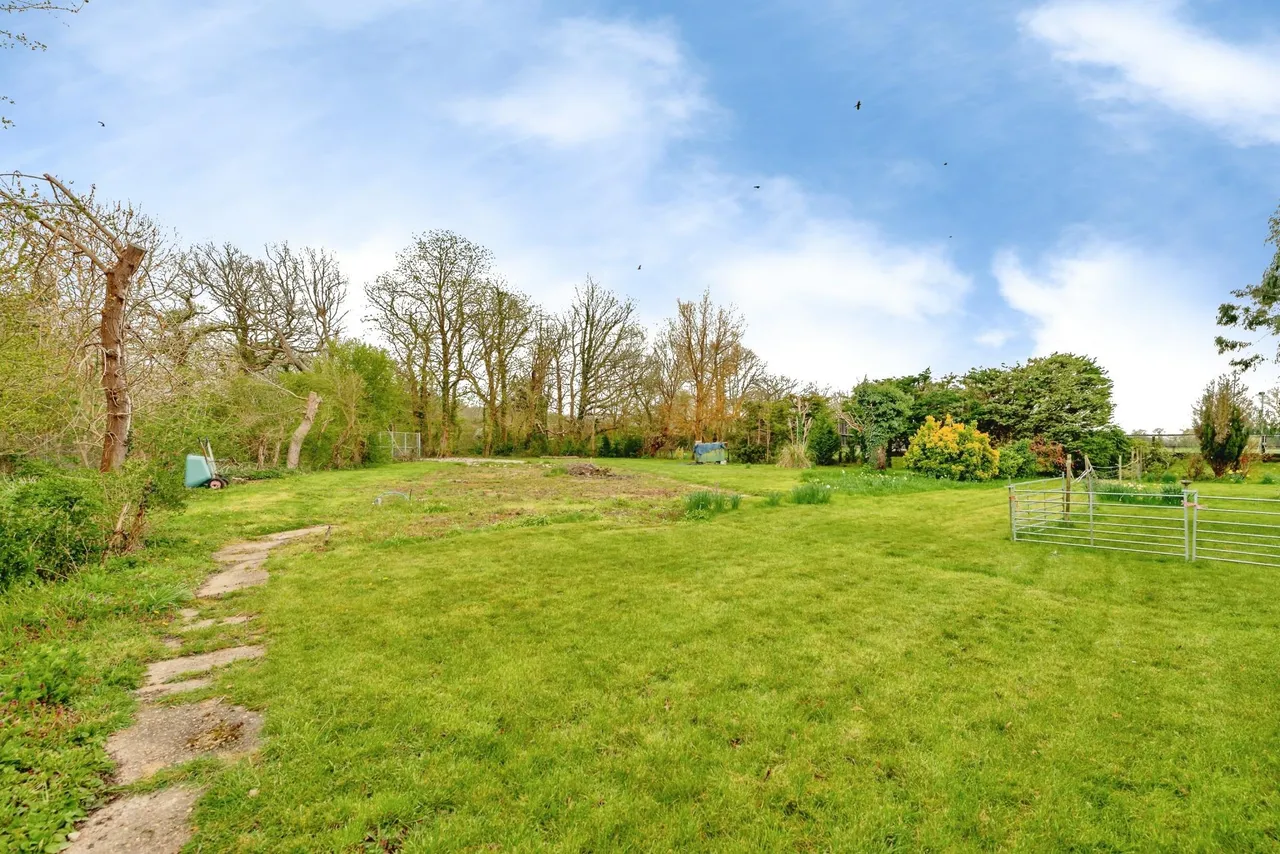 Axes Lane, Redhill, RH1, photo 16