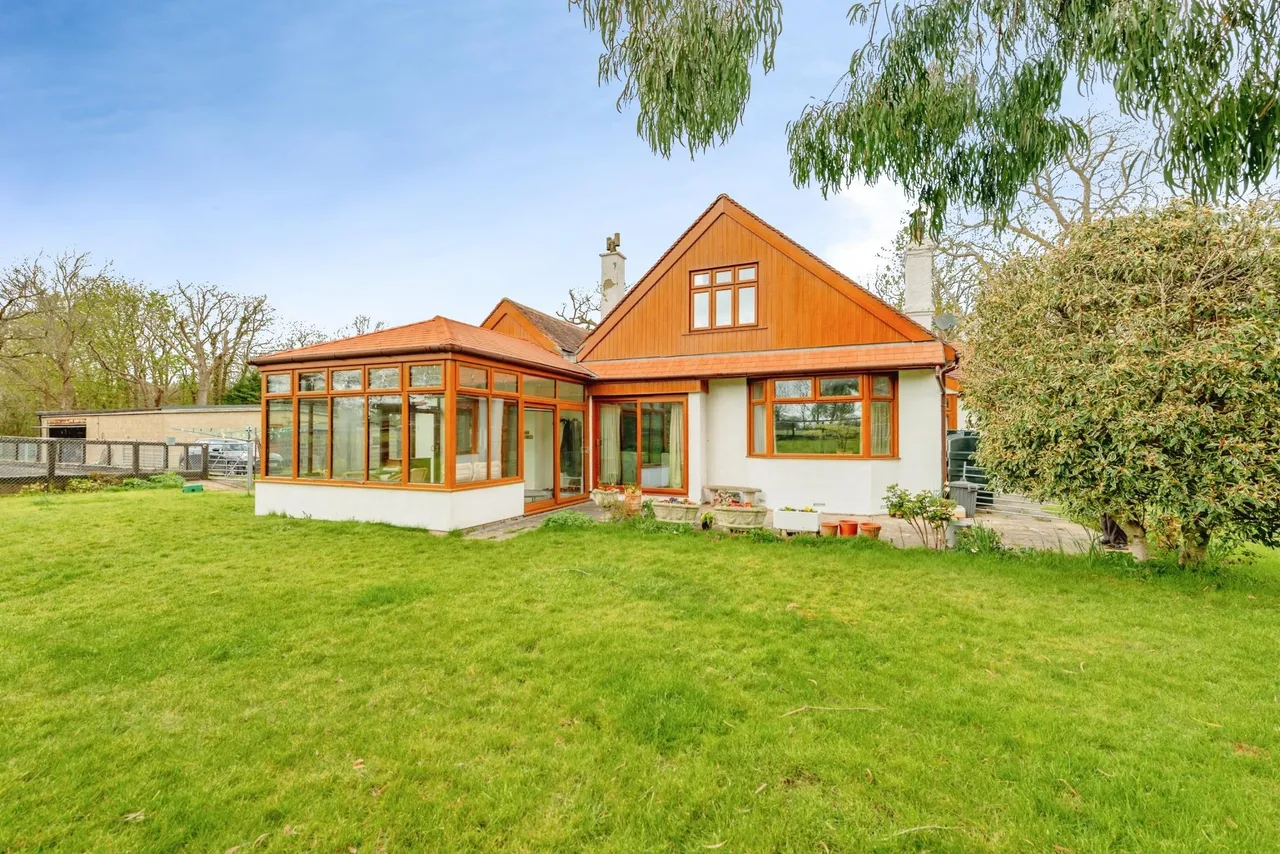 3 bed house for sale, Axes Lane, Redhill, RH1