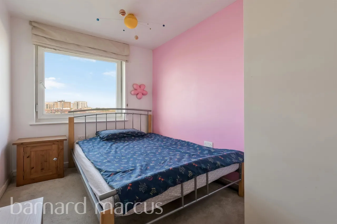 Tilley Road, Feltham, photo 6