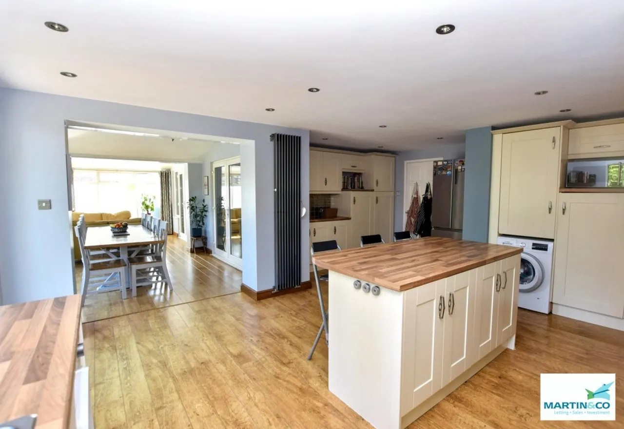 Blenheim Close, Hinckley, photo 7