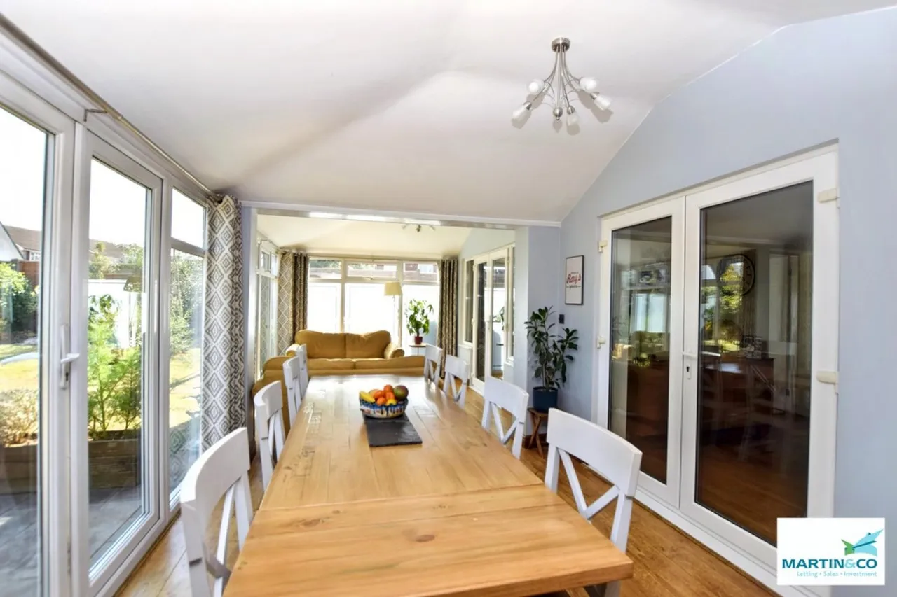 Blenheim Close, Hinckley, photo 8
