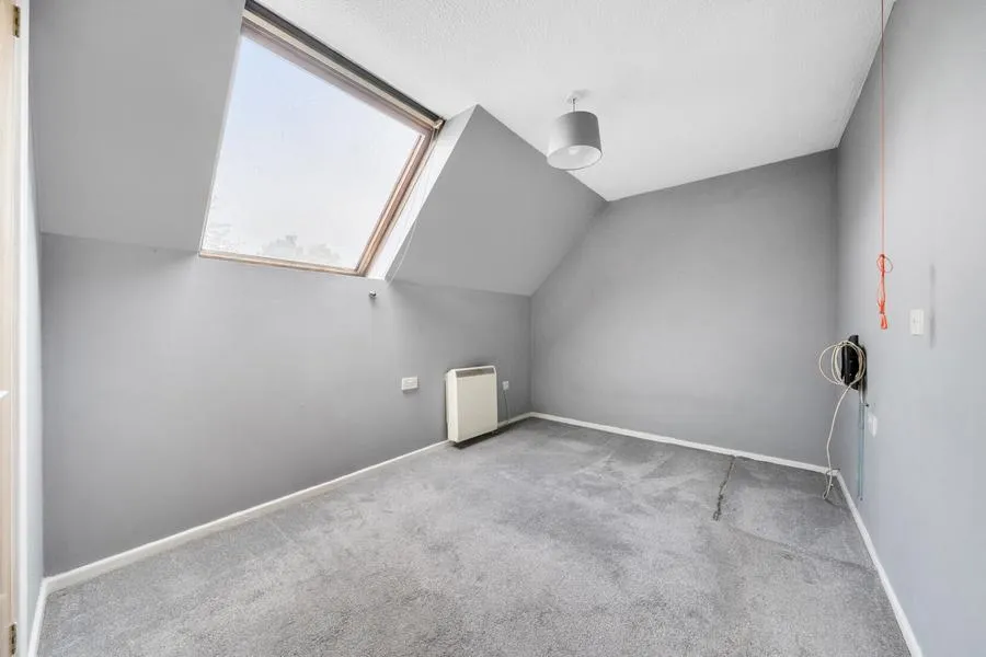 Ashridge Court, Newbury, RG14, photo 13