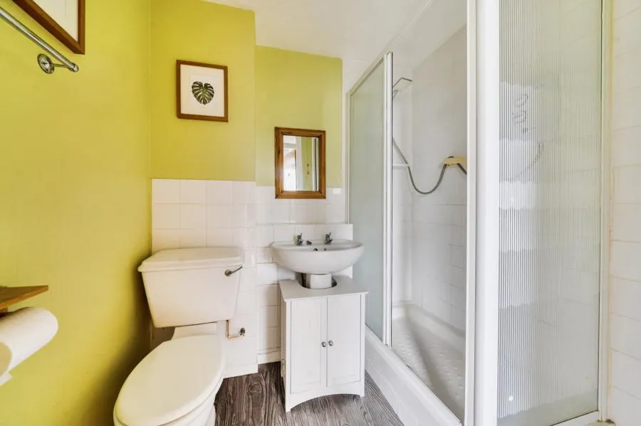 Ashridge Court, Newbury, RG14, photo 10