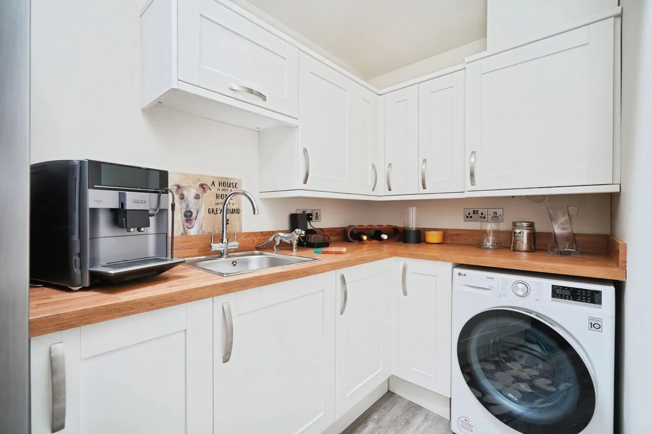 Newton Road, Burton-On-Trent, DE15, photo 13