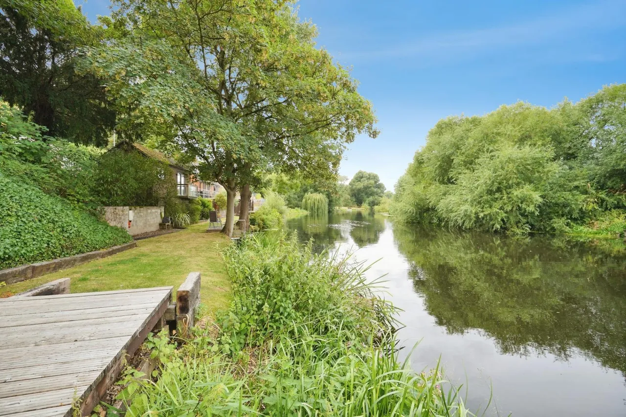 Newton Road, Burton-On-Trent, DE15, photo 41