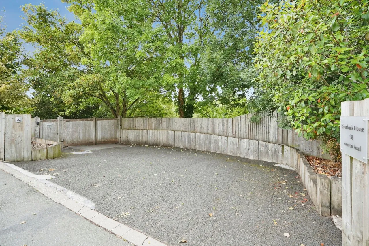 Newton Road, Burton-On-Trent, DE15, photo 45