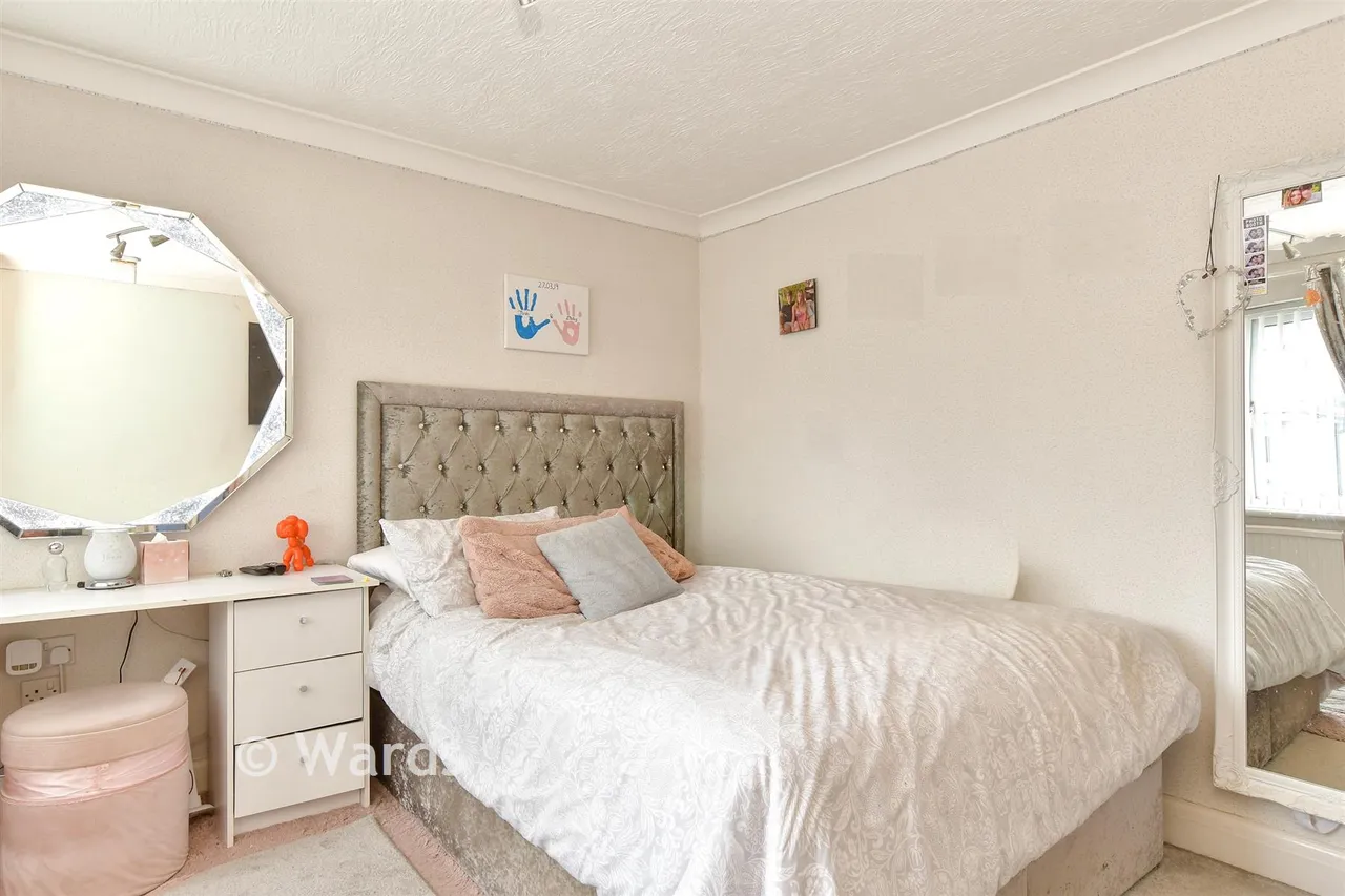 Southsea Avenue, Minster-On-Sea, ME12, photo 12