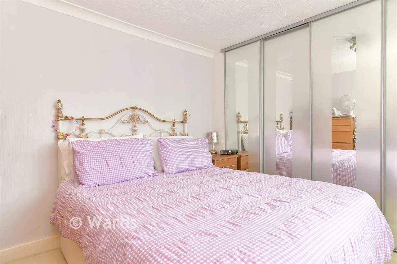 Southsea Avenue, Minster-On-Sea, ME12, photo 11