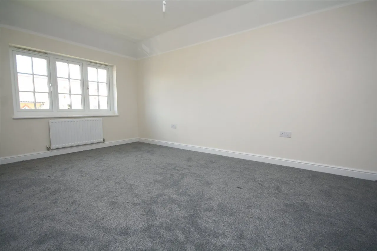 Honeysuckle Avenue, Cheltenham, GL53, photo 9
