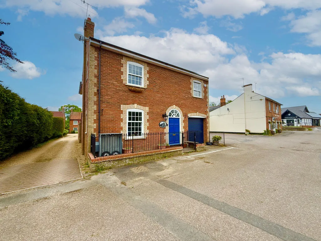 Chapel Square, Stewkley, LU7, photo 13