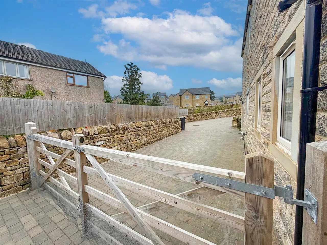Bolton Drive, Silsden, BD20 9FN, photo 25