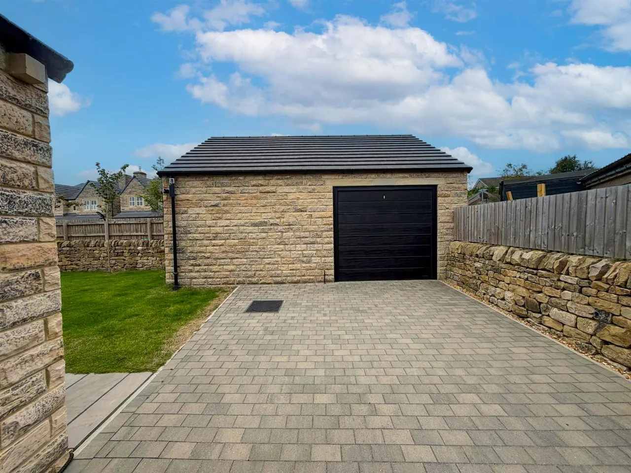 Bolton Drive, Silsden, BD20 9FN, photo 16