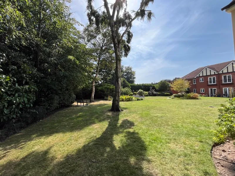 Chester Road, Streetly, B74, photo 20