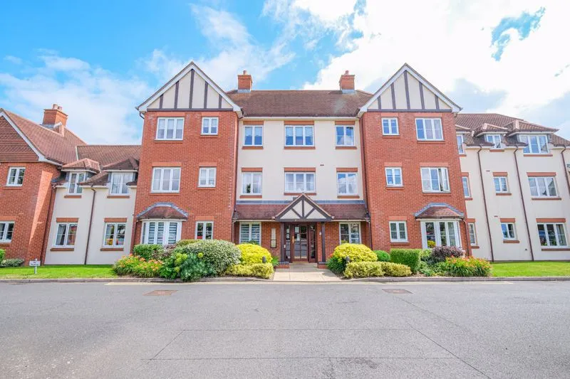 1 bed flat for sale, Chester Road, Streetly, B74