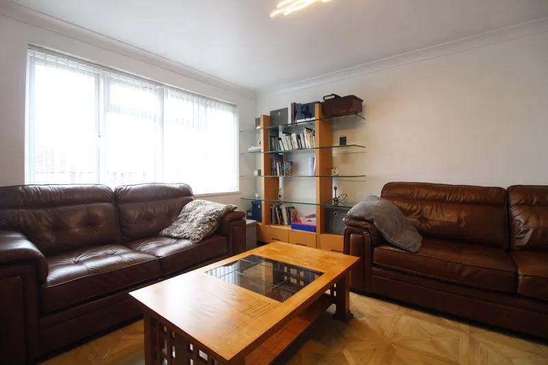 Grampian Way, Luton, LU3, photo 10