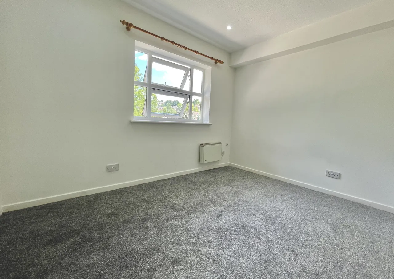 Lower Furney Close, High Wycombe, HP13, photo 8