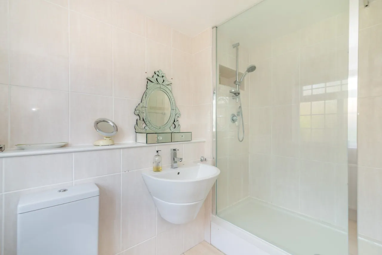 St. Marys Road, Hayling Island, Hampshire, PO11 9DB, photo 12