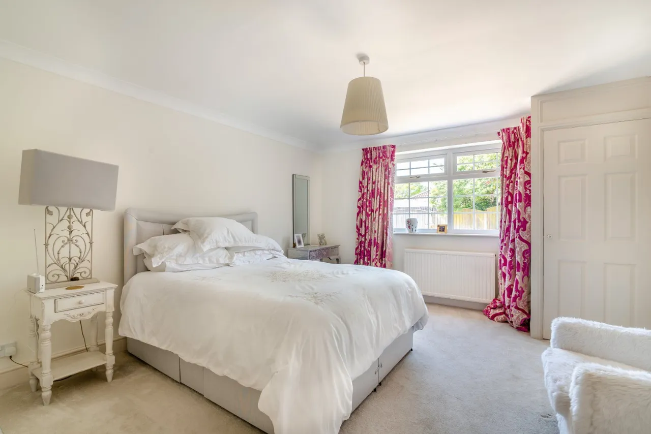 St. Marys Road, Hayling Island, Hampshire, PO11 9DB, photo 11