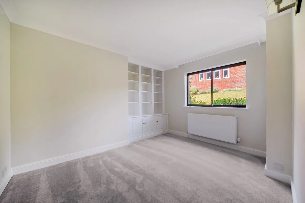 Lythe Hill Park, Haslemere, GU27, photo 8