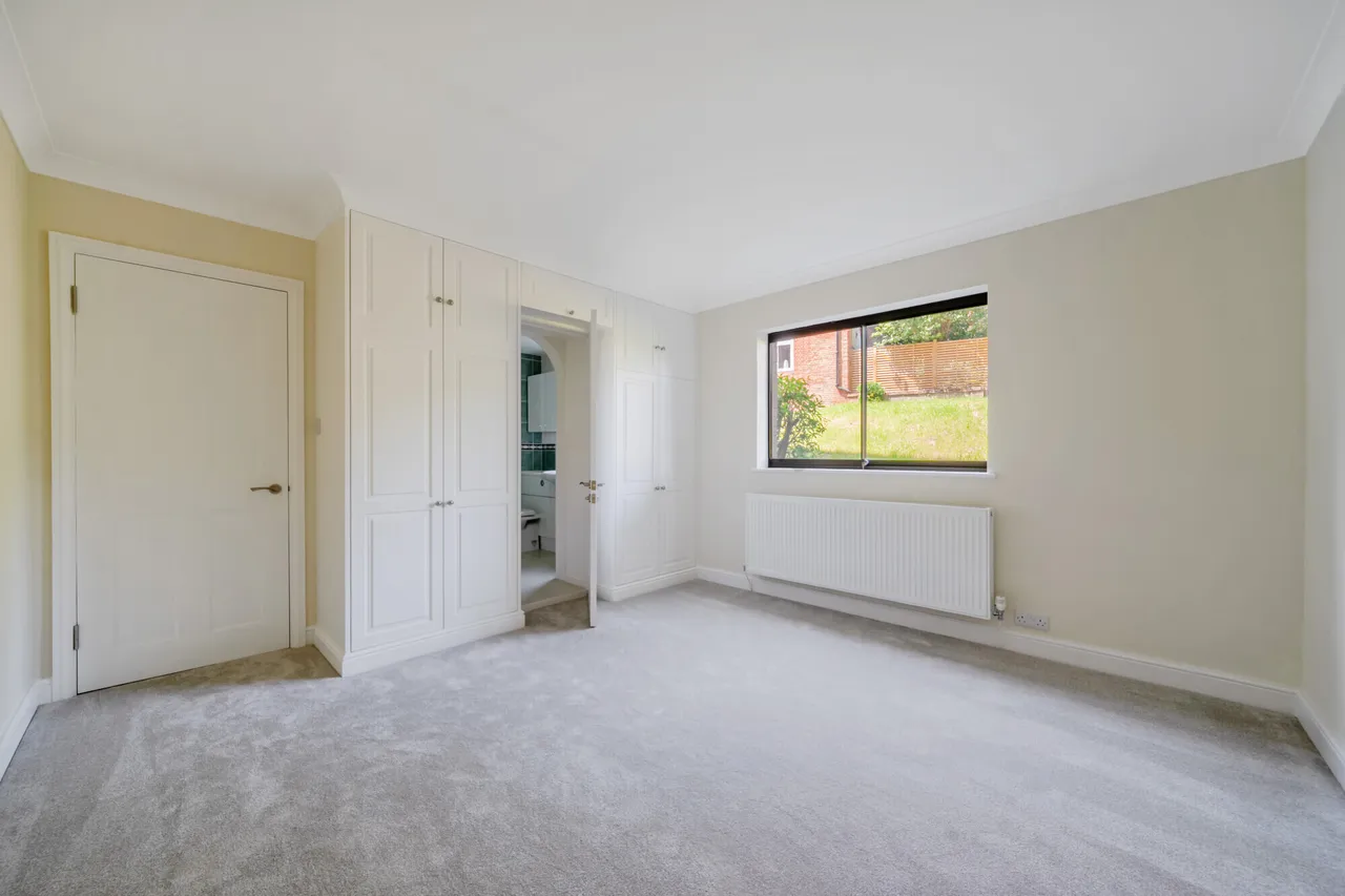 Lythe Hill Park, Haslemere, GU27, photo 9