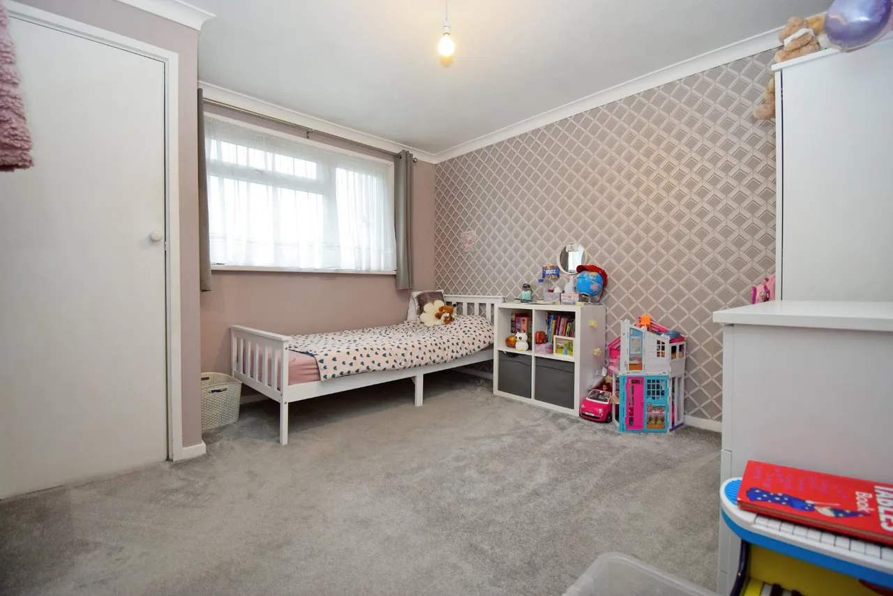 Goldsworthy Way, Cippenham, SL1, photo 6
