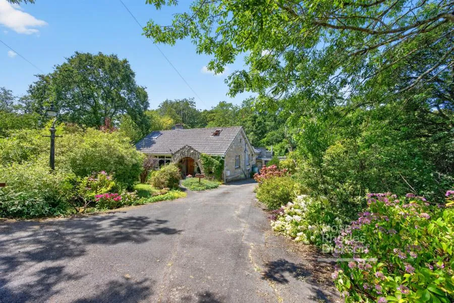4 bed house for sale, Nettlestone, Seaview, PO34