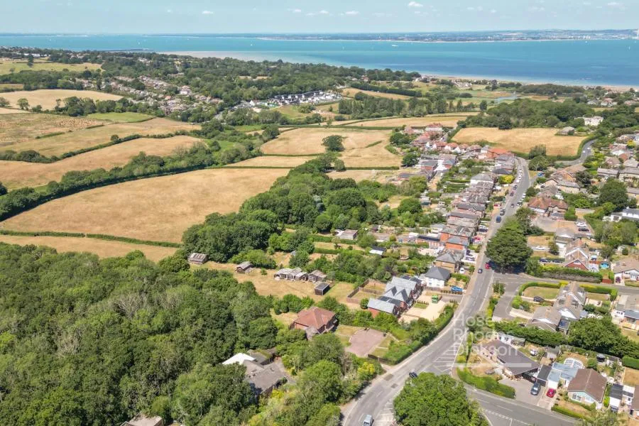 Nettlestone, Seaview, PO34, photo 35