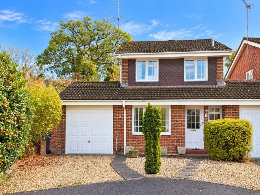 3 bed house for sale, Woosehill Lane, Wokingham, RG41