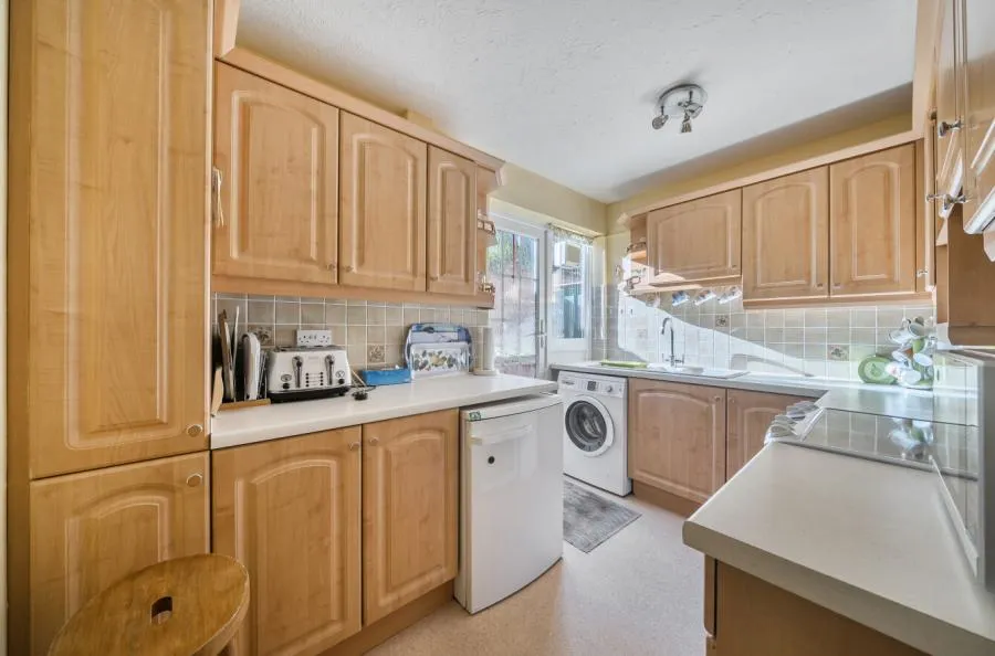Woosehill Lane, Wokingham, RG41, photo 2