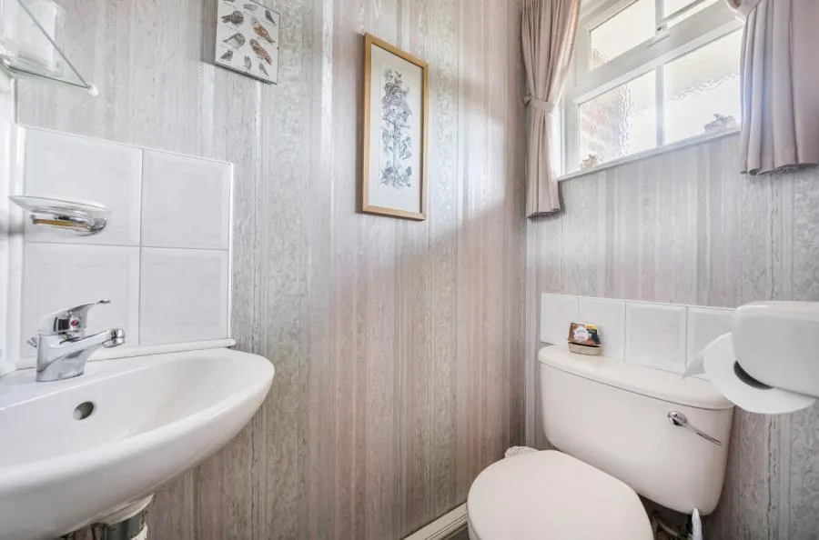 Woosehill Lane, Wokingham, RG41, photo 13